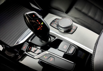 Подержанный автомобиль BMW X4 2020 года (28 фото)