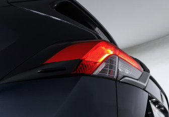 Подержанный автомобиль Toyota RAV4 2019 года (20 фото)