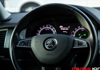 Подержанный автомобиль Skoda Kodiaq 2019 года (12 фото)