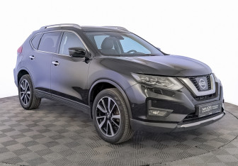 Подержанный автомобиль Nissan X-Trail 2021 года (3 фото)