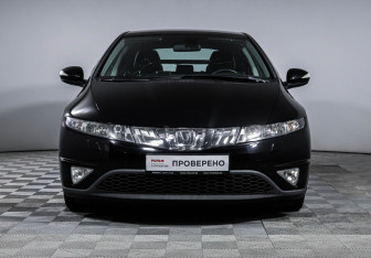 Подержанный автомобиль Honda Civic Hatchback 2007 года (2 фото)