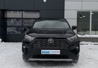 Подержанный автомобиль Toyota RAV4 2019 года (2 фото)