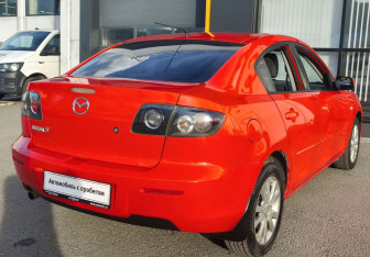 Подержанный автомобиль Mazda 3 Sedan 2007 года (5 фото)