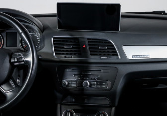 Подержанный автомобиль Audi Q3 2016 года (13 фото)