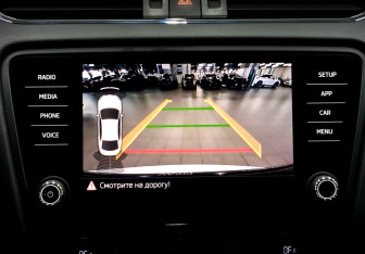 Подержанный автомобиль Skoda Octavia Liftback 2020 года (15 фото)