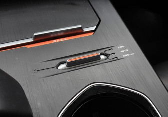 Подержанный автомобиль Changan UNI-K 2024 года (19 фото)