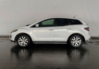 Подержанный автомобиль Mazda CX-7 2008 года (4 фото)