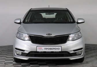 Подержанный автомобиль Kia Rio Hatchback 2015 года (2 фото)