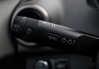 Подержанный автомобиль Chevrolet Aveo Hatchback 2013 года (16 фото)