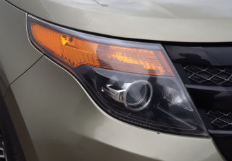 Подержанный автомобиль Ford Explorer 2014 года (27 фото)