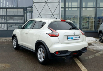 Подержанный автомобиль Nissan Juke 2018 года (7 фото)