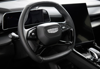 Подержанный автомобиль Geely Cityray 2024 года (15 фото)