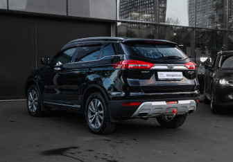 Подержанный автомобиль Geely Atlas 2018 года (6 фото)