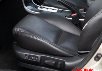 Подержанный автомобиль Mazda 6 Liftback 2007 года (18 фото)