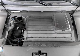 Подержанный автомобиль Exeed LX 2022 года (9 фото)