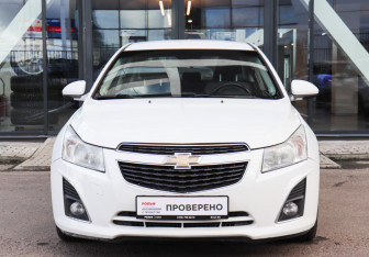 Подержанный автомобиль Chevrolet Cruze Sedan 2013 года (2 фото)