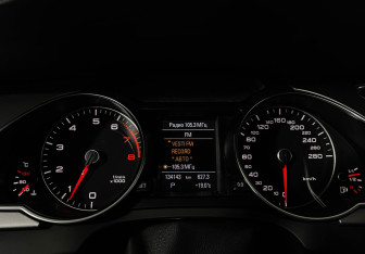 Подержанный автомобиль Audi A5 Coupe 2012 года (11 фото)