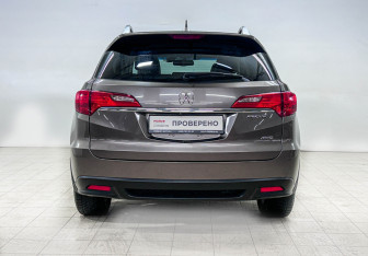 Подержанный автомобиль Acura RDX 2012 года (5 фото)