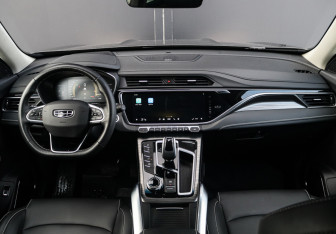 Подержанный автомобиль Geely Atlas Pro 2024 года (11 фото)