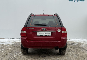 Подержанный автомобиль Kia Sportage 2008 года (6 фото)