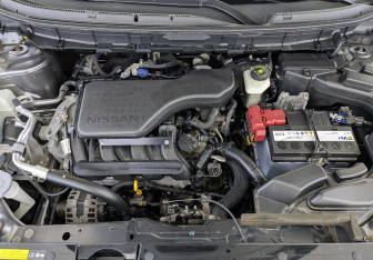 Подержанный автомобиль Nissan X-Trail 2017 года (9 фото)