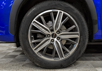 Подержанный автомобиль Exeed LX 2022 года (16 фото)