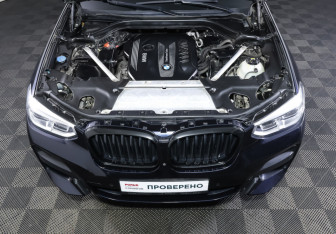 Подержанный автомобиль BMW X3 2019 года (9 фото)
