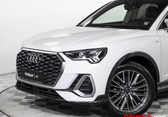 Подержанный автомобиль Audi Q3 2024 года (24 фото)