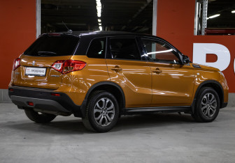 Подержанный автомобиль Suzuki Vitara 2018 года (5 фото)