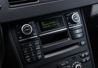 Подержанный автомобиль Volvo XC90 2014 года (18 фото)