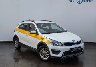 Подержанный автомобиль Kia Rio Hatchback 2019 года (3 фото)