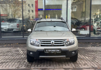 Подержанный автомобиль Renault Duster 2013 года (2 фото)