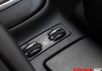 Подержанный автомобиль Toyota Avensis Sedan 2006 года (18 фото)