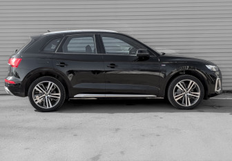 Подержанный автомобиль Audi Q5 2021 года (4 фото)