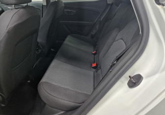 Подержанный автомобиль SEAT Leon Hatchback 2013 года (18 фото)