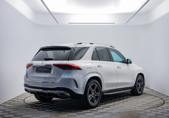 Подержанный автомобиль Mercedes-Benz GLE 2019 года (5 фото)