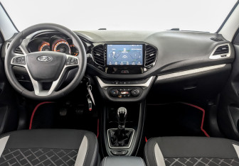 Подержанный автомобиль LADA (ВАЗ) Vesta Wagon 2021 года (14 фото)