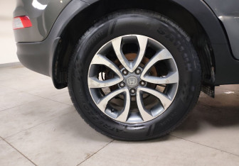 Подержанный автомобиль Kia Sportage 2012 года (9 фото)