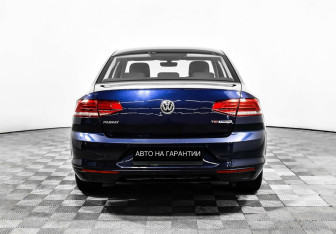 Подержанный автомобиль Volkswagen Passat Sedan 2016 года (4 фото)