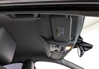 Подержанный автомобиль Jaguar XF Sedan 2013 года (23 фото)