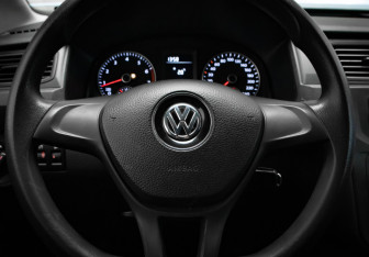 Подержанный автомобиль Volkswagen Caddy Compactvan 2019 года (9 фото)