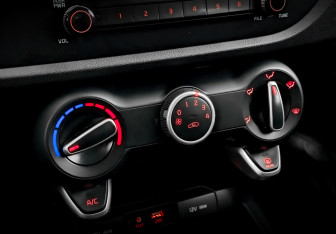 Подержанный автомобиль Kia Rio Sedan 2020 года (25 фото)