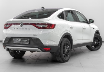 Подержанный автомобиль Renault Arkana 2021 года (5 фото)