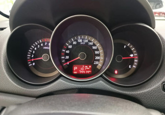 Подержанный автомобиль Kia Cerato Sedan 2011 года (13 фото)