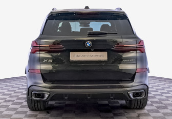 Новый BMW X5 2025 (6 фото)