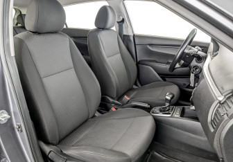 Подержанный автомобиль Kia Rio Hatchback 2021 года (23 фото)