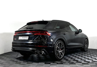 Подержанный автомобиль Audi SQ8 2019 года (5 фото)