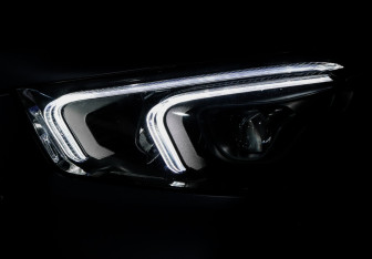 Подержанный автомобиль Mercedes-Benz GLE 2021 года (23 фото)