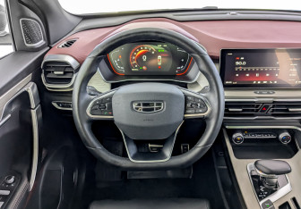 Подержанный автомобиль Geely Coolray 2023 года (22 фото)