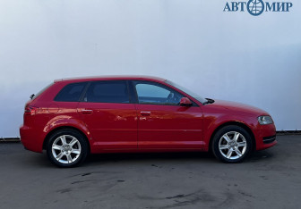Подержанный автомобиль Audi A3 Hatchback 2012 года (4 фото)